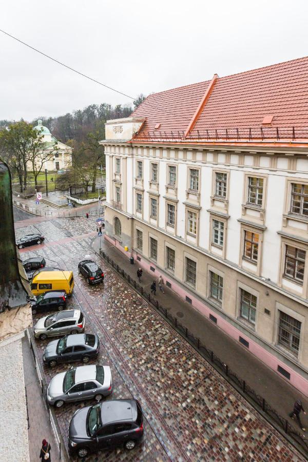 Mover Retro Apartment Львов Экстерьер фото
